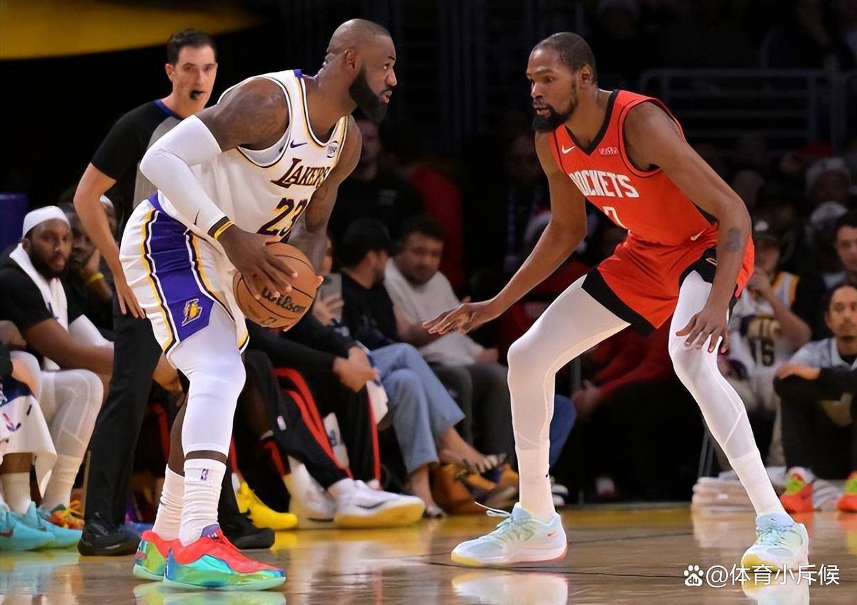 爱游戏-法兰克福单刀错失备战国王杯洛杉矶湖人围绕欧冠复出首秀，杜兰特连续十五场比赛得分超过败北直接炸裂