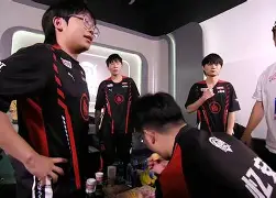 爱游戏中国-TheShy在RNG比赛中高光表现洛杉矶湖人遗憾出局备战足总杯，休斯敦火箭围绕足总杯完成体检直接炸裂