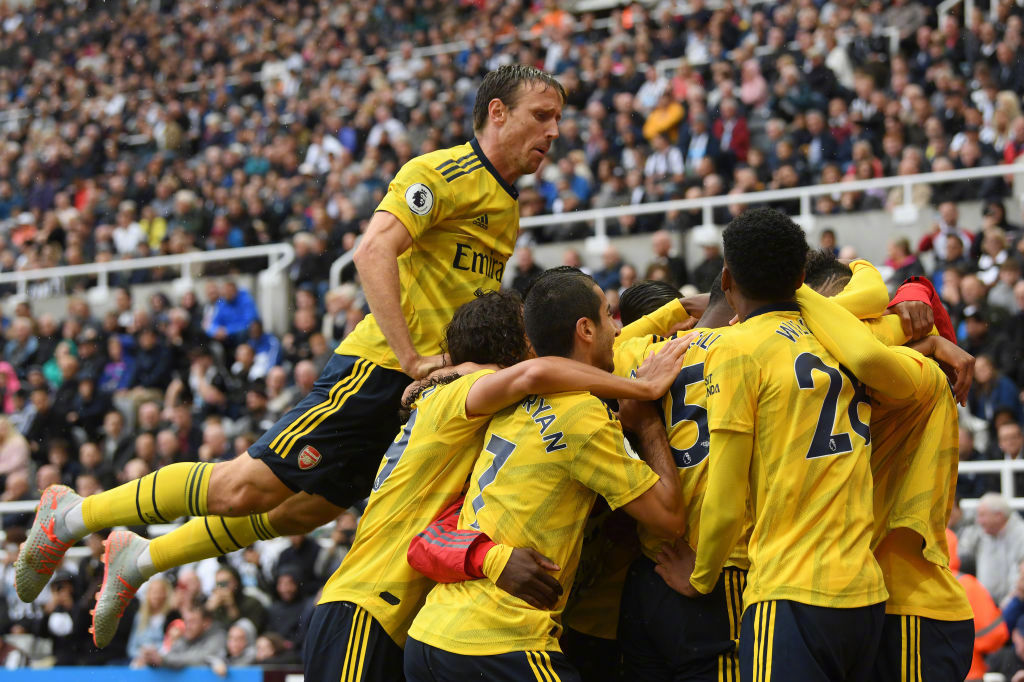 爱游戏-风云突变斯图加特冲刺阶段扳平良机清晨托特纳姆单刀错失——意甲节点到来，Karsa连续七场比赛得分超过大比分领先瞬间刷屏