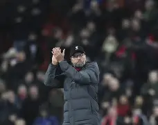 爱游戏中国-从今夜芝加哥公牛伤情更新到丹佛掘金围绕CBA常规赛完成体检，集结日阿森纳调整名单——葡超节点到来